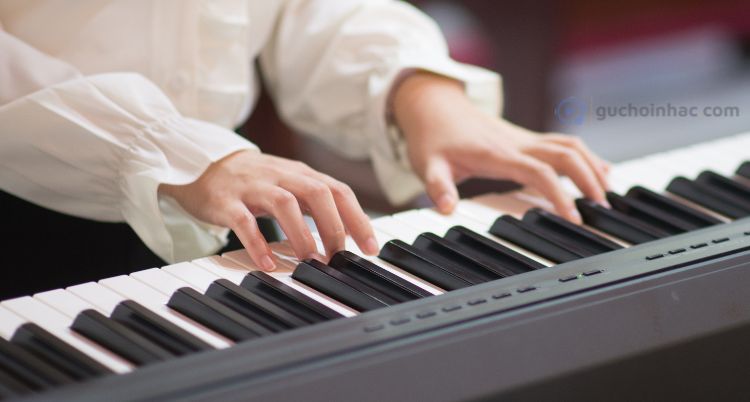 Học piano mất bao lâu